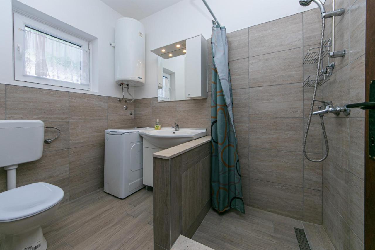 Apartments With A Parking Space Gradac, Makarska - 14708 Luaran gambar